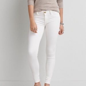 American Eagle White Skinny Jeans